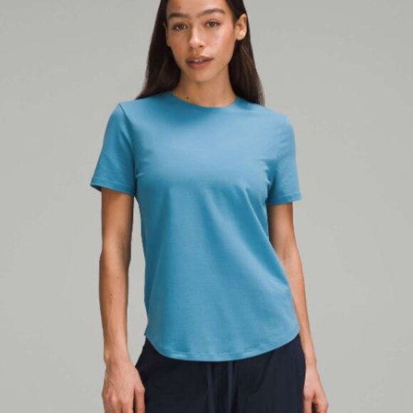 Lululemon Love Crewneck T-Shirt - Picture 3 of 3